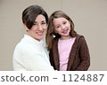 母親和孩子 1124887