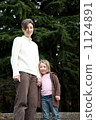 母親和孩子 1124891