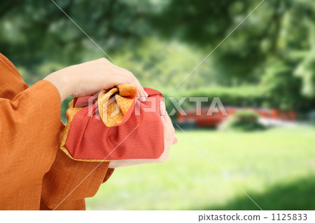 Japanese gifts Japanese garden and wrapping cloth wrapping package 1125833