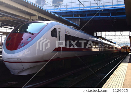 express himekawa, hakutaka, electric train 1126025