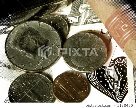 Coins, cigars and playing cards 1128430
