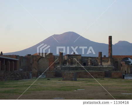 Ruins of Pompeii 1130416