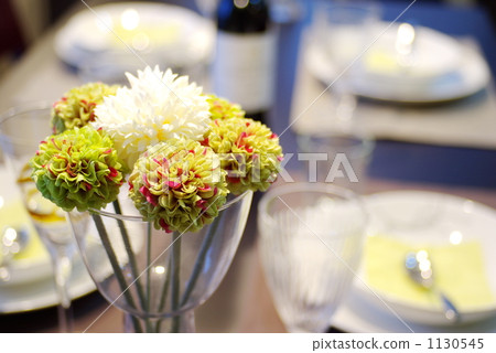 Dining table Dining table 1130545