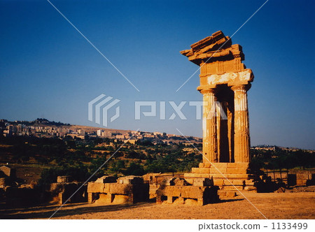 Temple of Castres-Pollux Temple of Castres-Pollux 1133499