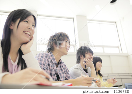 campus life, college student, undergraduate 1136788