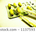 Medicine and thermometer 1137593