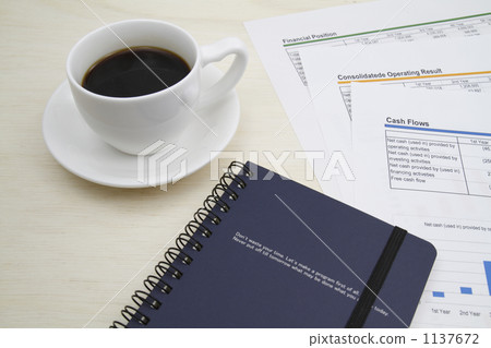 English documents on the desk English documents on the desk 1137672