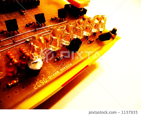 Yellow base 1137835