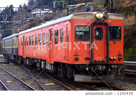 52理事長 柴油列車 蒸汽火車 1142439