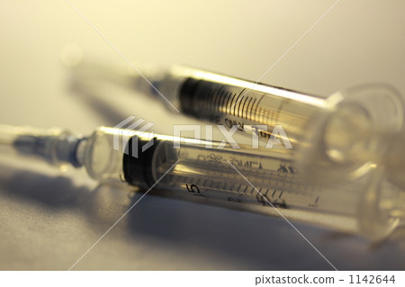 syringe, syringes, administering medicine 1142644