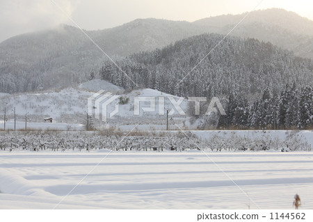 Winter landscape, winter scenery, mountain range 1144562