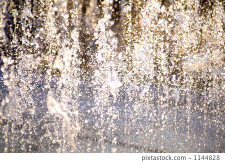 Splashed light 1144828