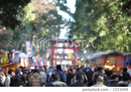 visitor to shrine or temple, first shrine visit of new year, omiya shrine 1151049