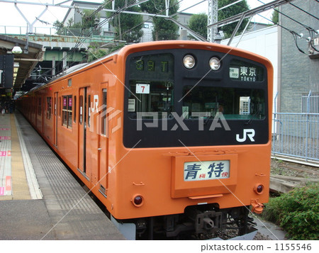 Shortly watching the JR Chuo Line 201 train Shortly watching the JR Chuo Line 201 train 1155546