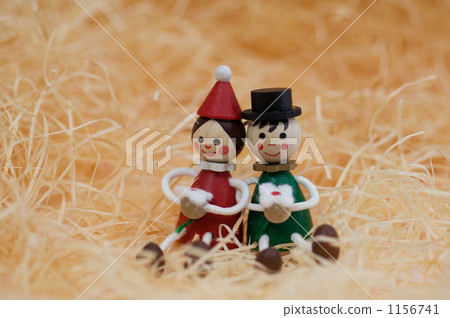 Couple of dolls 1156741