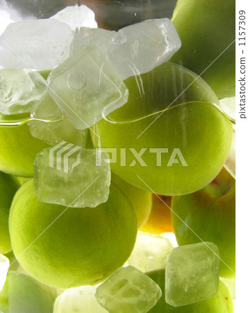 Make plum wine 1157309