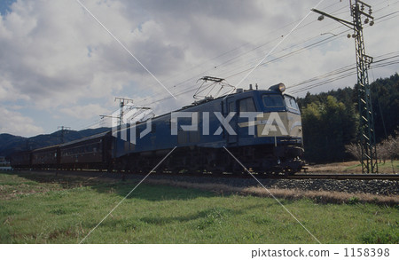 EF 58 157和舊型號乘用車 1158398