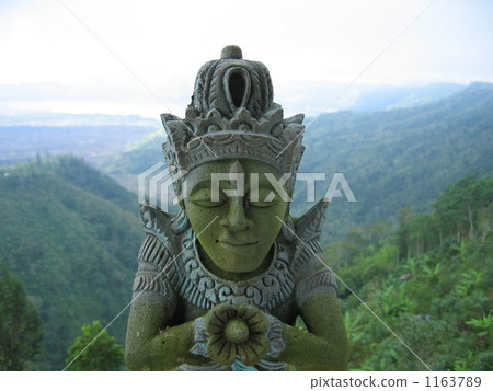 Stone statue 1163789