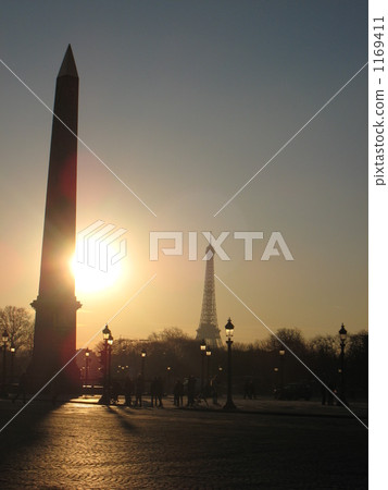 place de la concorde, sunset, paris 1169411