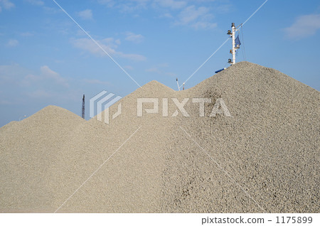 Gravel 1175899