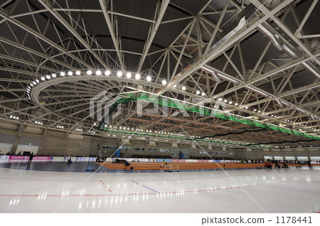 滑冰場 圓頂體育場 穹頂 1178441