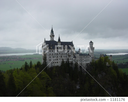 Neuschwanstein Castle 1181176