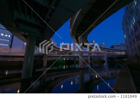 多租戶樓房 暮色 東京 1181849