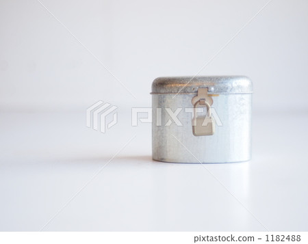 Piggy bank of tin 1182488