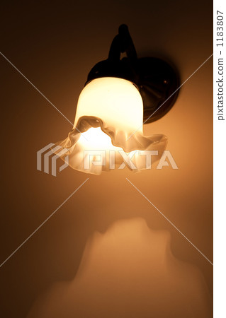 Antique lamp Antique lamp 1183807