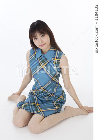 Sister sitting woman Sister sitting woman 1184132