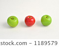 Apple _ Column 2 1189579