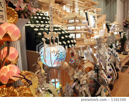 The altar of the funeral hall The altar of the funeral hall 1192390