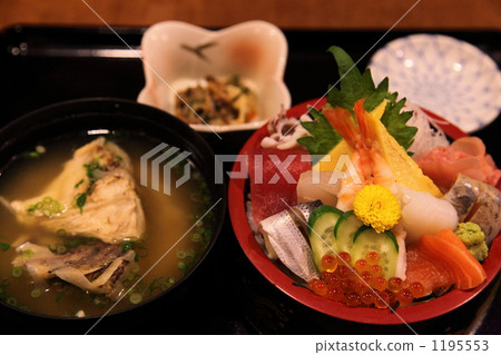 海鮮chirashi壽司 海鮮chirashi壽司 1195553