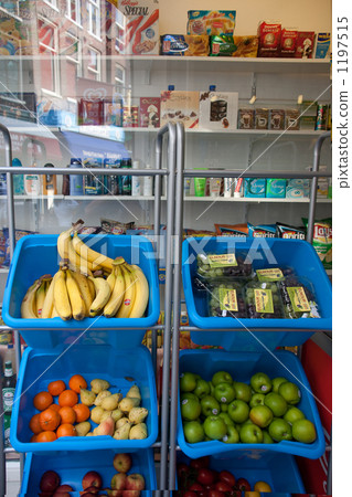 Fruit shop's storefront 1197515