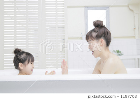 bathe, little child, Mother Daughter 1197708