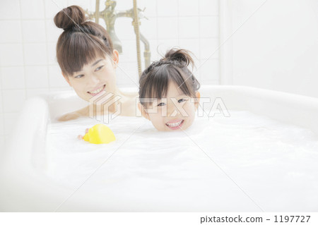 洗澡 媽媽 沐浴 1197727