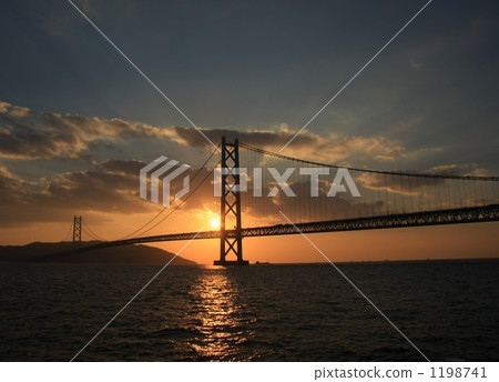 Akashi Kaikyo Bridge 1198741