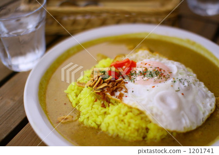 藏紅花米飯 荷包蛋 咖哩 1201741