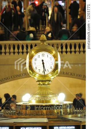 rush hour, grand central station, new york 1203771
