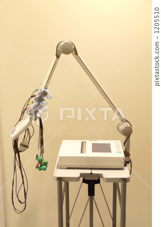 electro-cardiogram 1205510