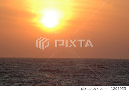 sunset, sunsets, blue water 1205955