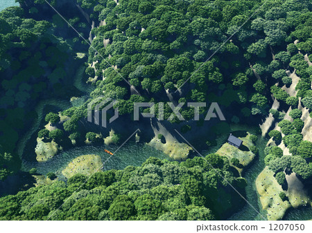 Mountain retreat 1207050
