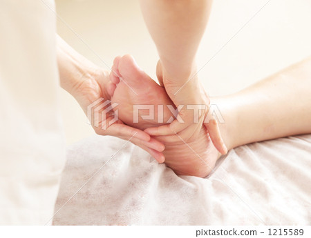 reflexology, foot massage, foot care 1215589