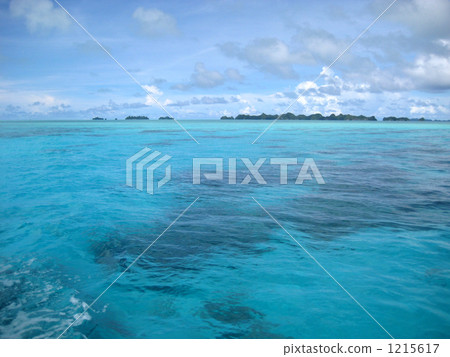 Emerald Blue Sea Emerald Blue Sea 1215617