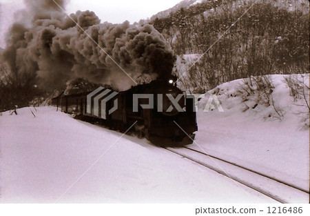 Showa 44 steam locomotive on the Yasaka Line Showa 44 steam locomotive on the Yasaka Line 1216486
