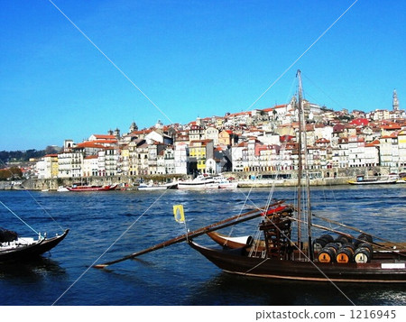 杜羅河和葡萄牙波爾圖市 杜羅河和葡萄牙波爾圖市 1216945