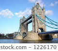  Tower Bridge 1226170