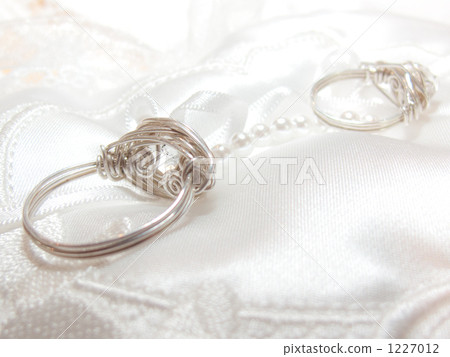 wedding ring wedding ring 1227012