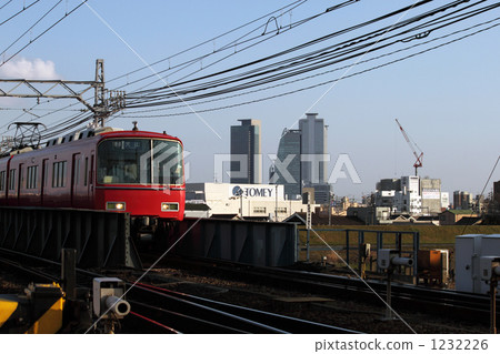 Meitetsu train and skyscraper group 1232226
