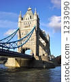  Tower Bridge 1233090